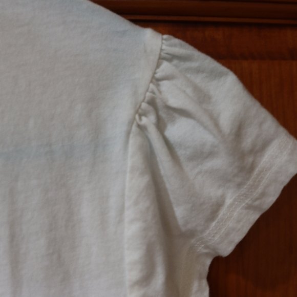 Calvin Klein Jean's White Tshirt Distressed Logo Vneck LG - Picture 2 of 11